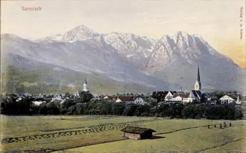 Ak Garmisch Partenkirchen in Oberbayern, Totalansicht, Kirchtürme