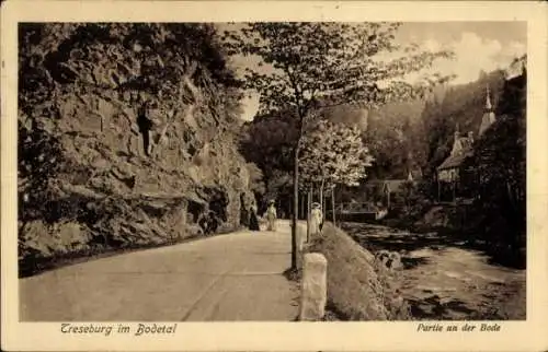 Ak Treseburg Thale, Partie an der Bode, Promenade, Felswand