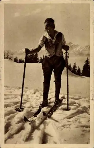 Ak Eckbauer Garmisch Partenkirchen in Oberbayern, Skiläuferin, Auf sonniger Höhe