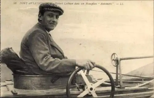 Ak Aviation, Flieger Herr Hubert Latham in seinem Antoinette-Eindecker