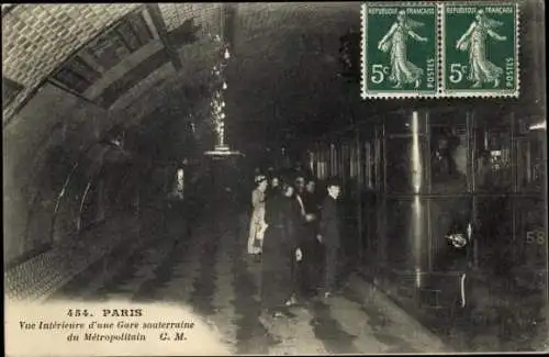 Ak Paris, U-Bahn, Innenansicht einer U-Bahn-Station Metropolitain