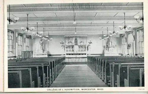 10 alte Ak Worcester Massachusetts USA, Die Assumption University, im passenden Heft
