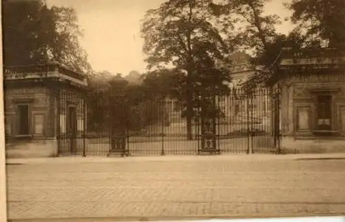 11 alte Ak Bruxelles Brüssel, Lyceé Emile Jacqmain, Park Léopold, im passenden Heft