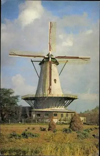 11 Ansichtskarten mit Windmühlen der Niederlande