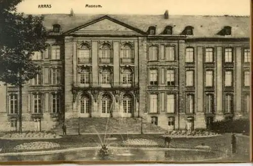 12 Ak Arras Pas de Calais im Leporello diverse Ansichten