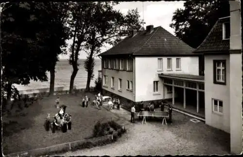 Ak Niendorf in Schleswig Holstein, Westfalenhaus, Kindererholungsheim, Seeseite