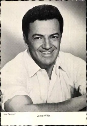 Ak Schauspieler Cornel Wilde, Portrait