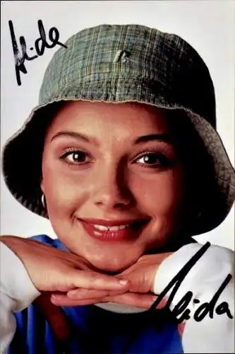 Ak Schauspielerin Alida Kurras, Portrait, Autogramm, Hut, Big Brother