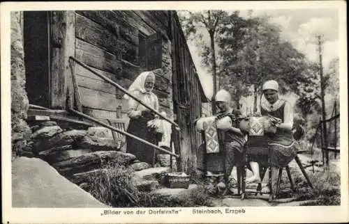 Ak Bilder von der Dorfstraße, Steinbach im Erzgebirge, Frauen beim Klöppeln