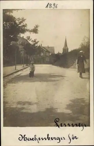 Foto Ak Lennep Remscheid im Bergischen Land, Hackenberger Straße, Kinder, 1896