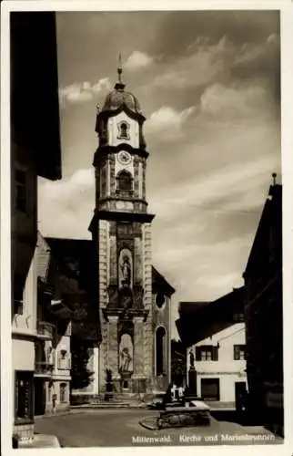 Ak Mittenwald in Oberbayern, Kirche, Marienbrunnen