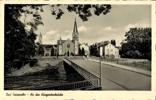 Ak Bad Neuenahr Ahrweiler Rheinland Pfalz, Kurgartenbrücke, Kirche