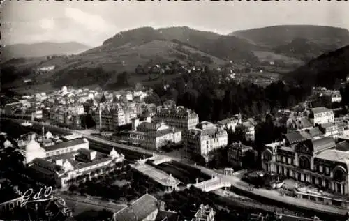 Ak La Bourboule Puy-de-Dôme, Panorama, Thermen, Casino, Grand Hotels