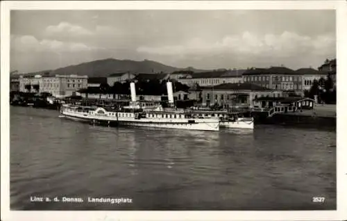 Ak Linz an der Donau Oberösterreich, Landungsplatz, Dampfer