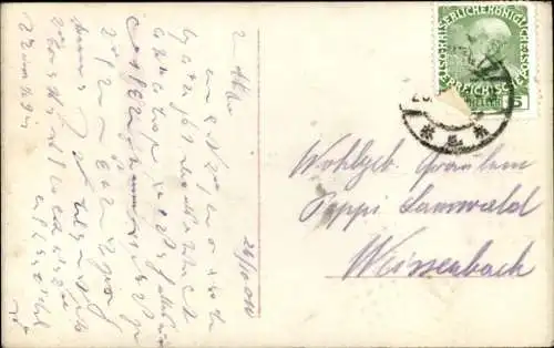 Ak Liebespaar vor einem Haus, Jäger