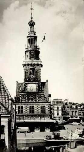 Ak Alkmaar Nordholland Niederlande, Gezicht op Waaggebouw, Museum Het Huis met de Kogel