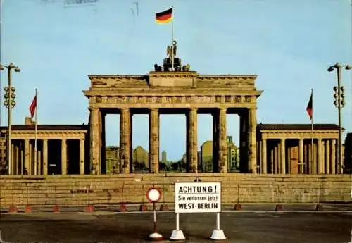 Ak Berlin, Mauer am Brandenburger Tor