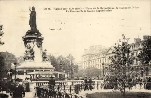 Ak Paris III, Place de la République, Kaserne der Republikanischen Garde