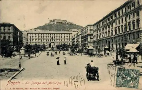 Ak Napoli Neapel Campania, La Piazza del Municipio, Marktplatz