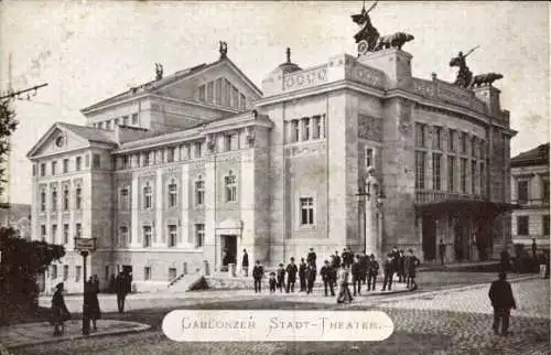 Ak Jablonec nad Nisou Gablonz an der Neiße, Blick auf das Stadttheater