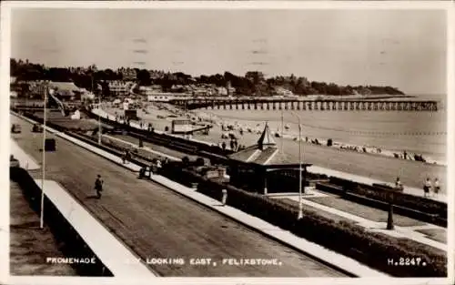 Ak Felixstowe Suffolk England, Promenade