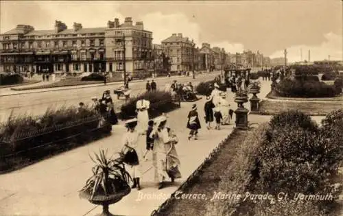 Ak Great Yarmouth Norfolk England, Brandon Terrace, Marineparade