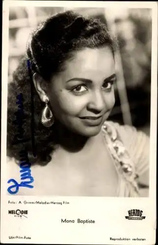 Ak Schauspielerin Mona Baptiste, Portrait, Autogramm