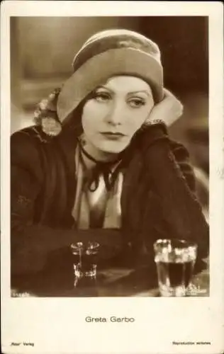 Ak Schauspielerin Greta Garbo, Portrait, Ross 5108/2