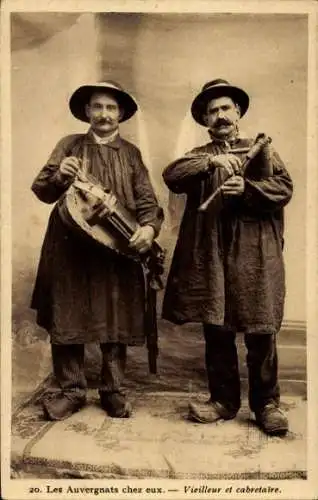 Ak Musiker aus der Auvergne, Drehleier, Cabrette