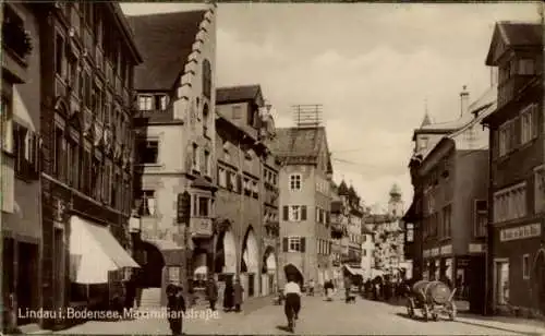 Ak Lindau am Bodensee Schwaben, Maximilianstraße, Geschäfte, Kirche