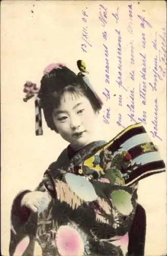 Ak Japan, Frau in japanischer Tracht, Portrait