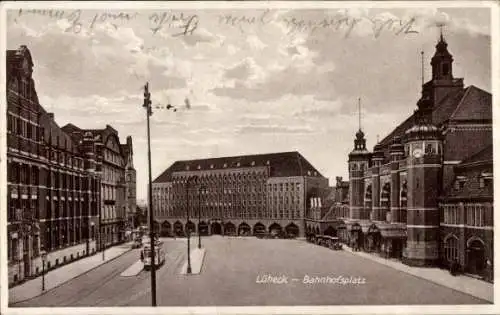 Ak Hansestadt Lübeck, Bahnhofsplatz