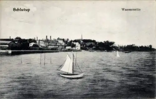 Ak Schlutup Hansestadt Lübeck, Wasserseite, Segelboot