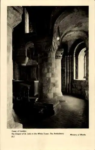 Ak London City England, Tower of London, Kapelle St. John, White Tower, Ambulanz