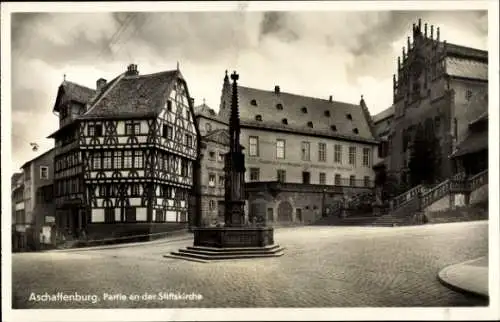 Ak Aschaffenburg Main, Partie an der Stiftskirche