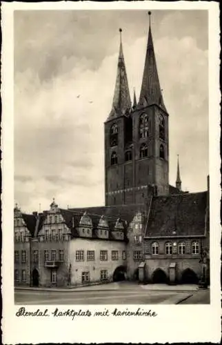 Ak Stendal in der Altmark, Marktplatz mit Marienkirche