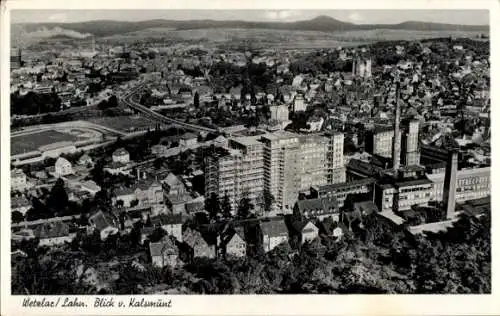 Ak Wetzlar an der Lahn, Panorama, Fabrik, Blick vom Kalsmunt