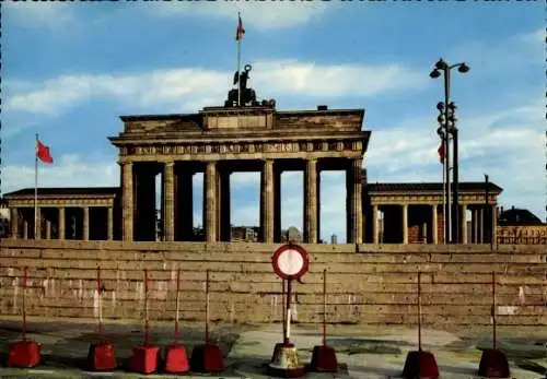 Ak Berlin, Mauer am Brandenburger Tor