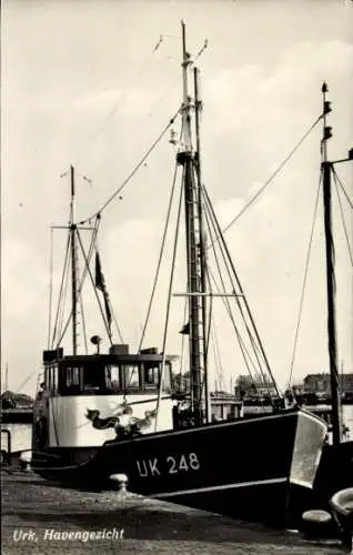 Ak Urk Flevoland Niederlande, Hafen. Boot Nr. UK 248
