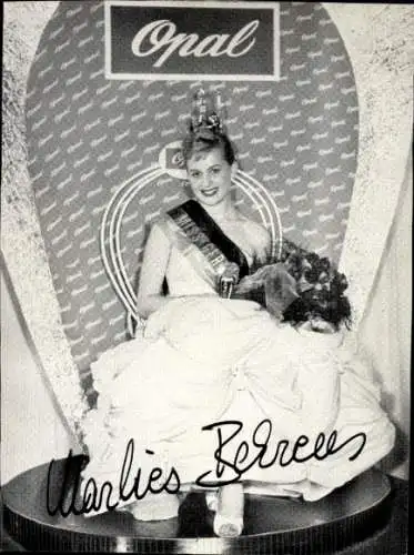 Ak Miss Germany 1958 Marlies Behrens, Schönheitskönigin, Krone, Autogramm, Opal Strumpfwerke