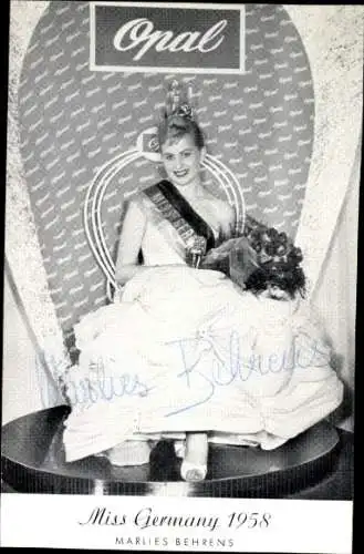 Ak Miss Germany 1958 Marlies Behrens, Schönheitskönigin, Krone, Autogramm, Opal Strumpfwerke