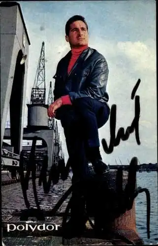 Ak Schauspieler und Sänger Freddy Quinn, Portrait, Autogramm, Die Stimme der Heimat