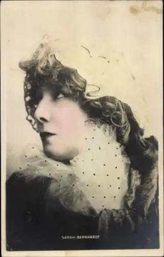 Ak Schauspielerin Sarah Bernhardt, Portrait, Hut