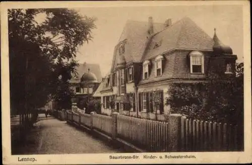 Ak Lennep Remscheid, Sauerbronnstraße, Kinder- und Schwesternheim