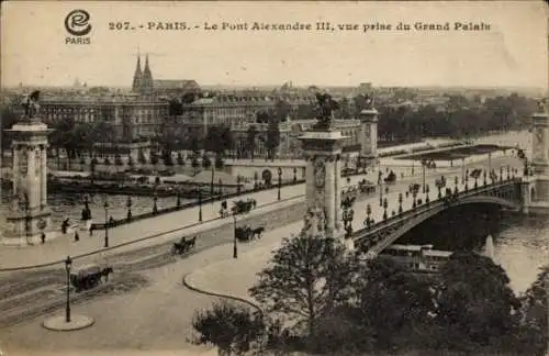 Ak Paris VIIIe Élysée, Pont Alexandre III, Blick vom Grand Palais