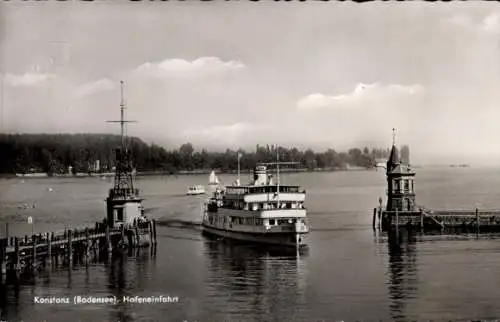 Ak Konstanz am Bodensee, Hafeneinfahrt, Schiff MS. Austria