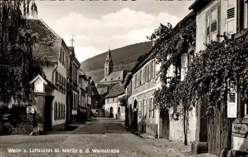 Ak Sankt Martin in der Pfalz, Teilansicht, Kirche