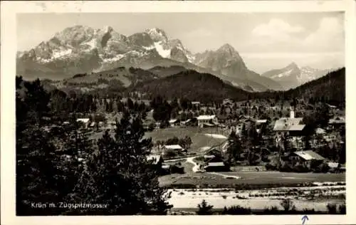 Ak Krün in Oberbayern, Panorama, Zugspitzmassiv