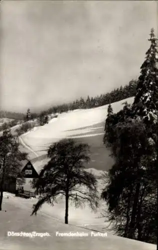 Ak Dönschten Dippoldiswalde Osterzgebirge, Fremdenheim Furkert, Winter