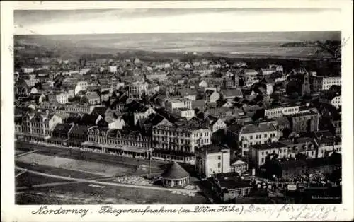 Ak Nordseebad Norderney Ostfriesland, Fliegeraufnahme, Gesamtansicht, Dampferanlegestelle